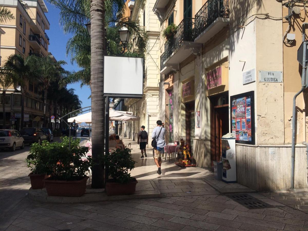 Benvenuti Al Sud Panzió Brindisi Kültér fotó